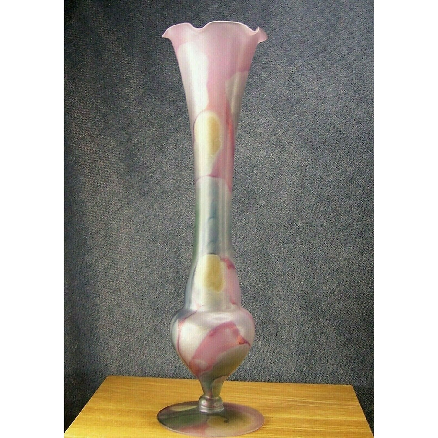 Rueven Glass Bud Vase By Nouveau Art Glass Co Vintage